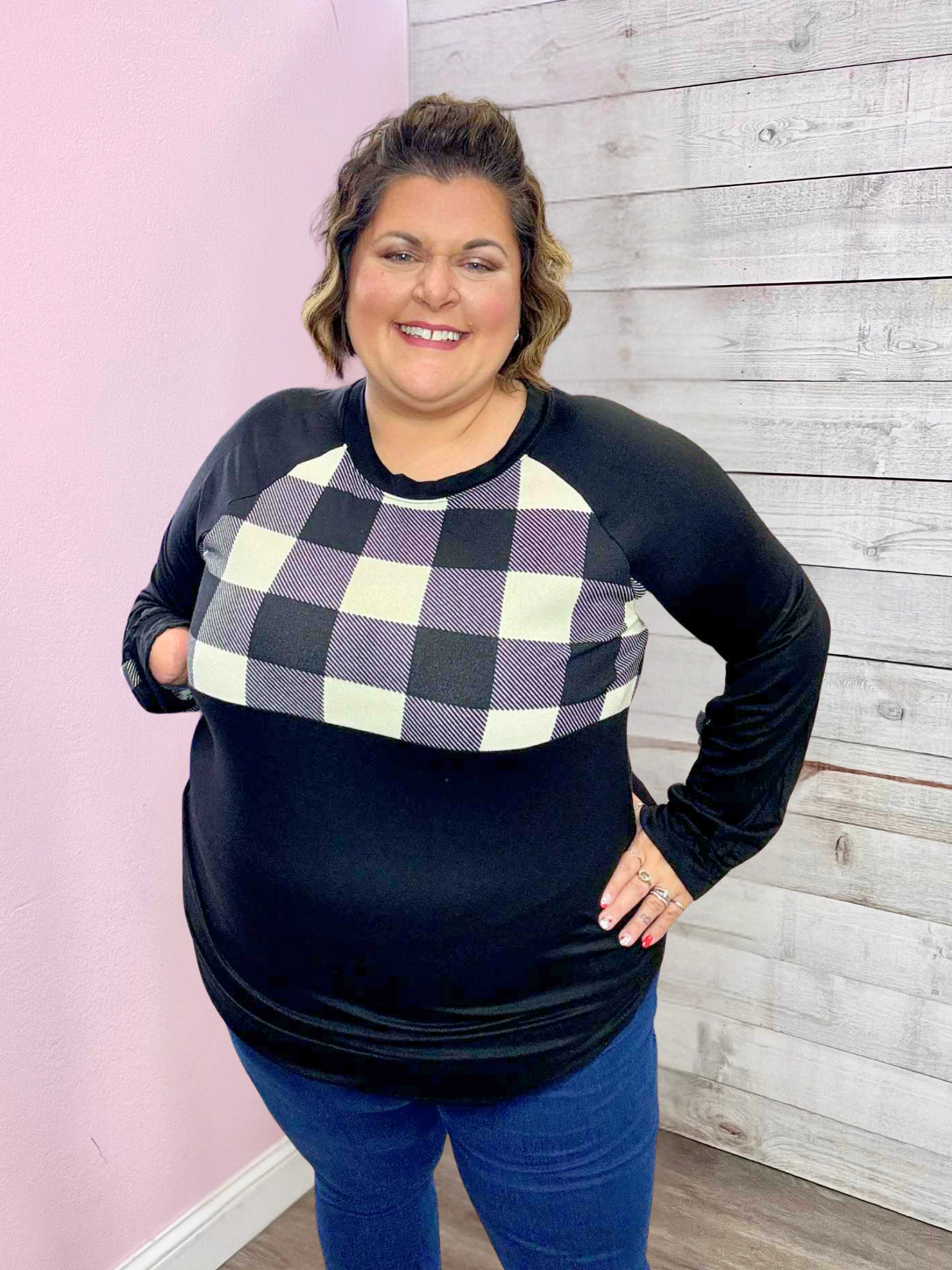 "Chill Mode" Plaid Top- White