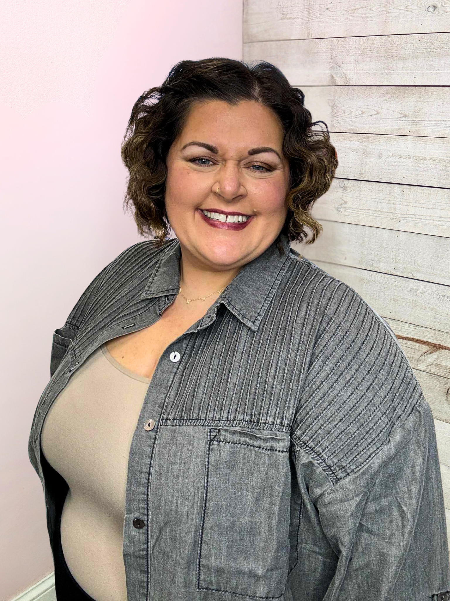 "True Fit" Charcoal Button Down Top