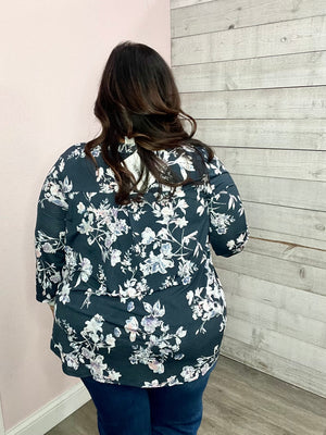 "Simple Melody" Textured Floral Gabby Top