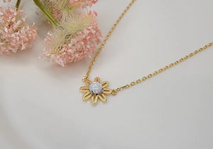 Opal Daisy Flower Necklace