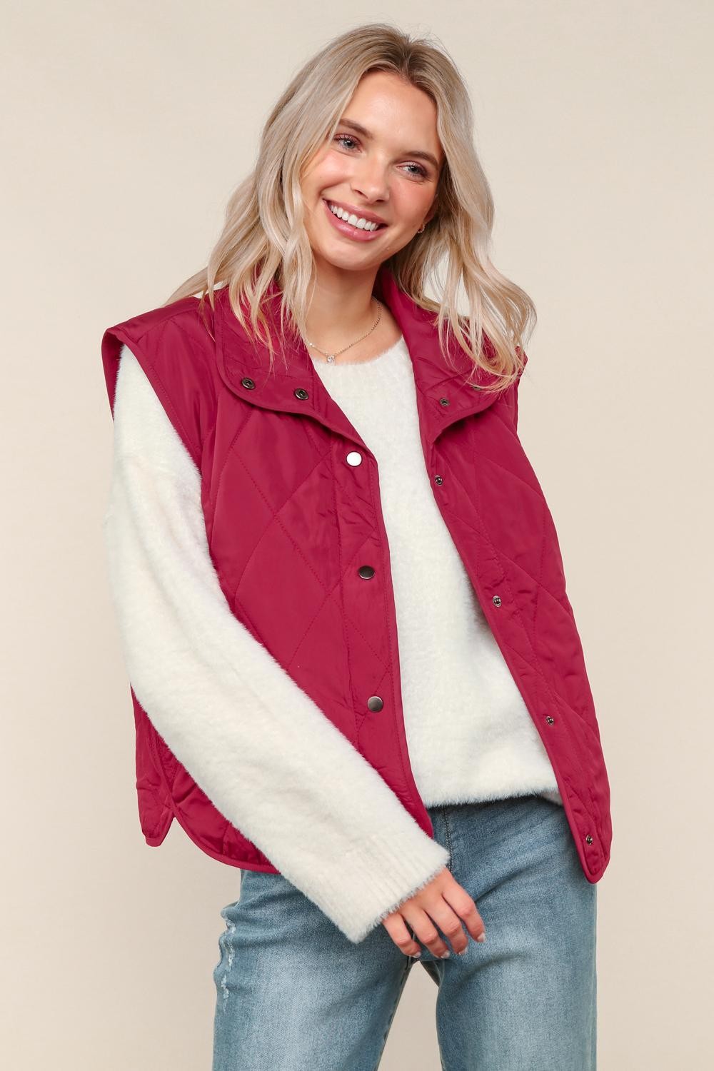 "Daily Must Have" Quilted Vest- Burgundy