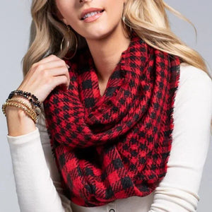 "Axel" Red/Black Infinity Scarf